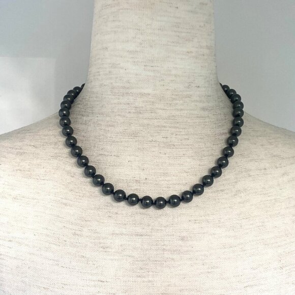 Sterling Silver 925 Knotted Single Strand 8MM Round Green Pearl Necklace 17" - Picture 1 of 16